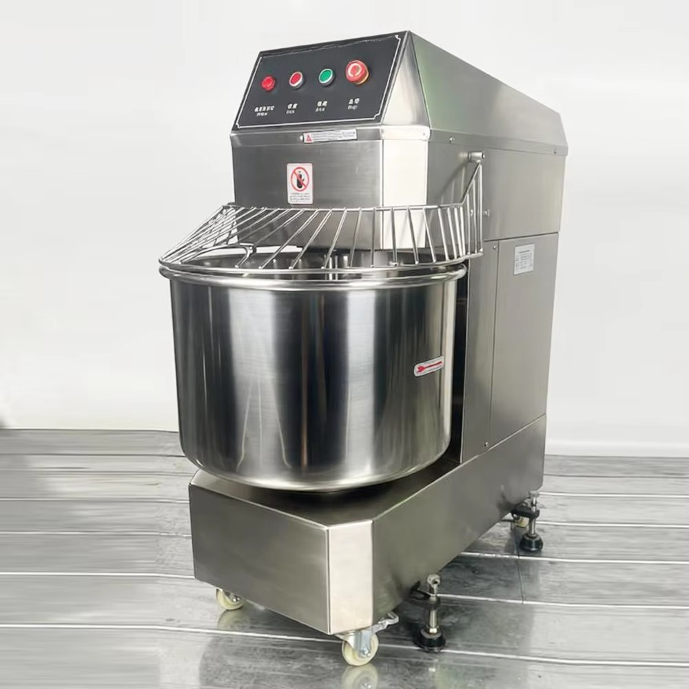 خلاط كوكبي تجاري للاستخدام في  - مراجعة Stand Mixer وسعره